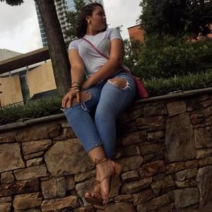 Meet your Posher, Jazmin